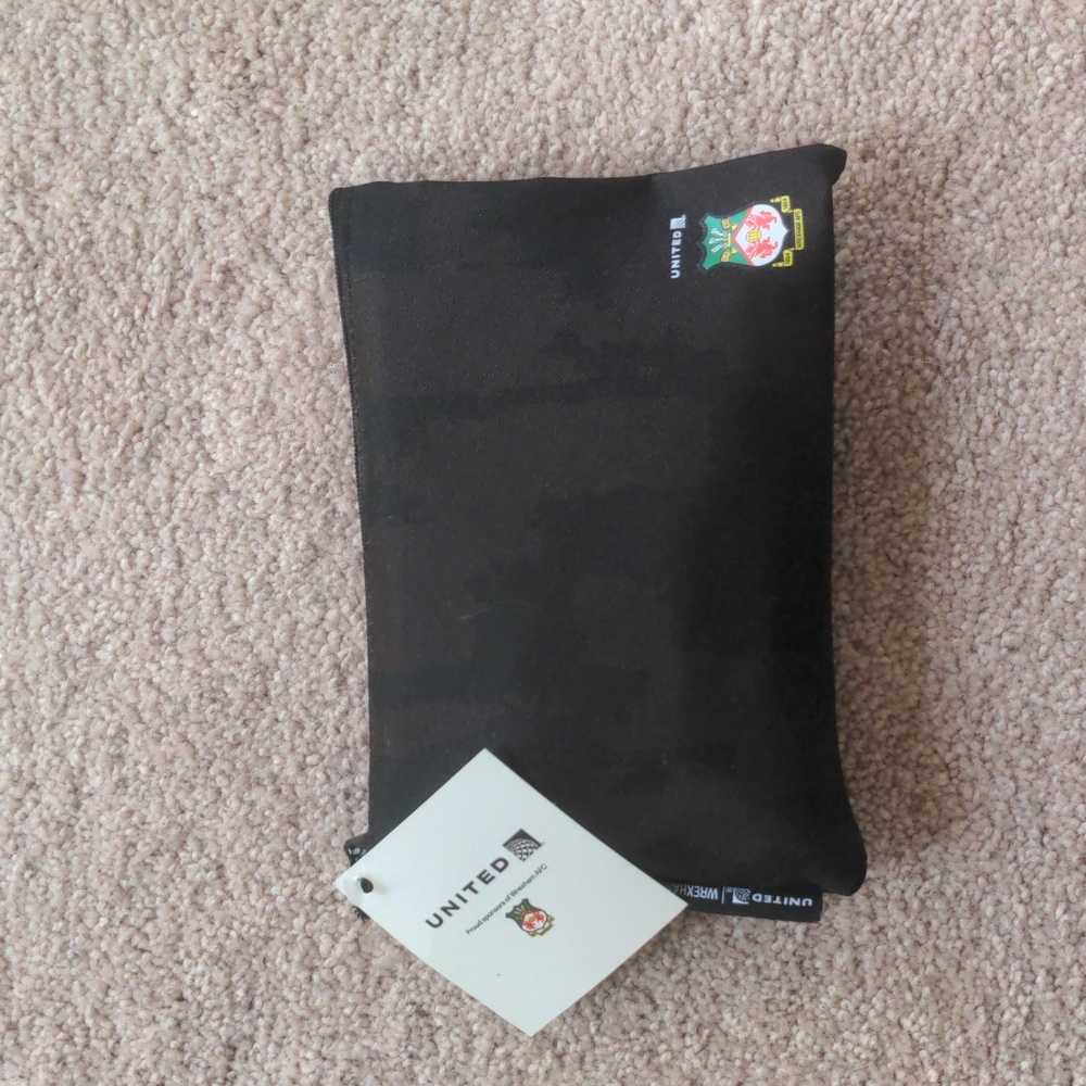 United Airlines Business Class Amenity Kit